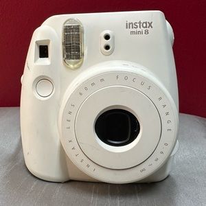 FUJIFILM instax mini 8